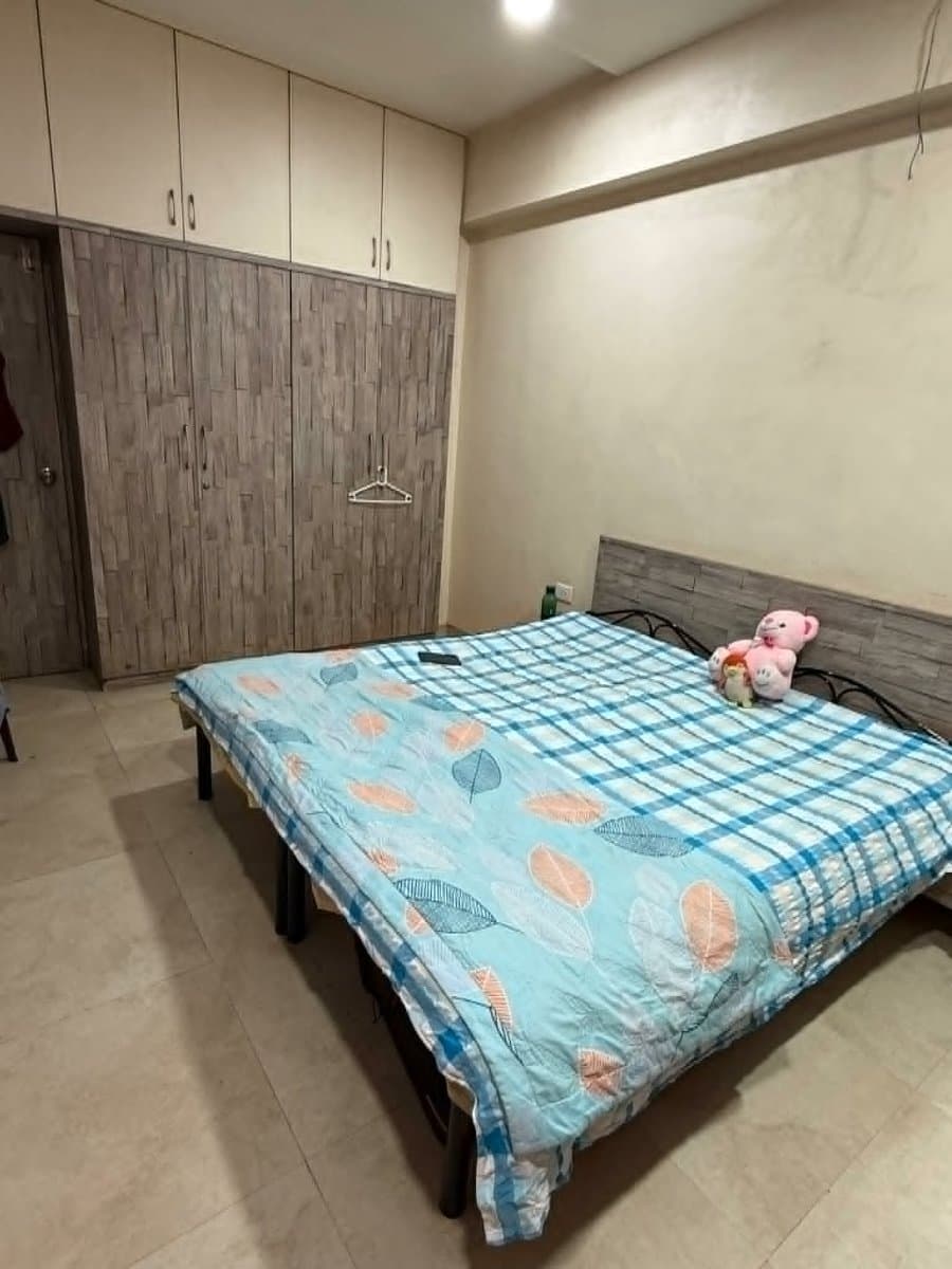 Shared Room in ILS Law College Road